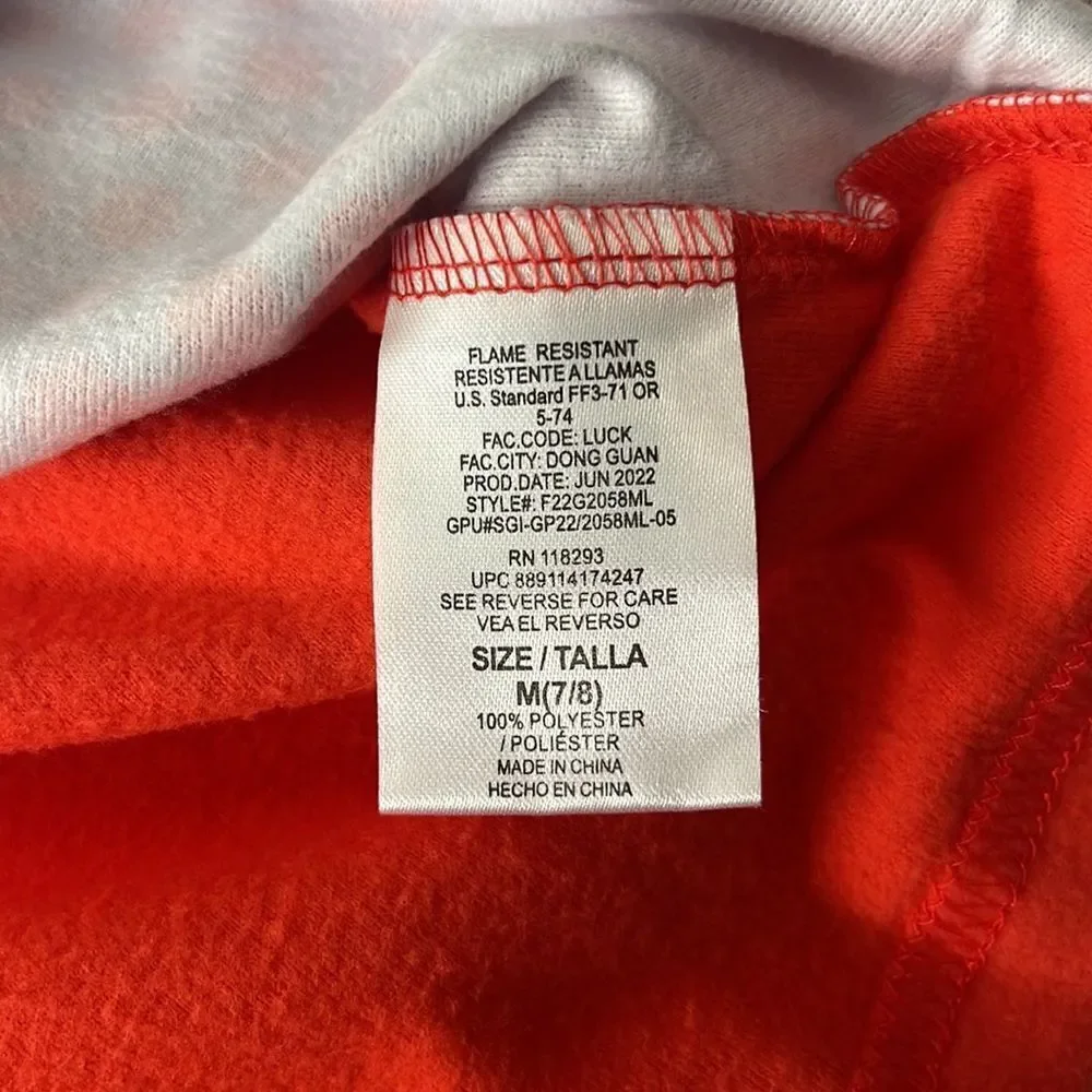 NWT Zag heroe z Miraculous pajama shirt.  Size M.  Size (7-8).